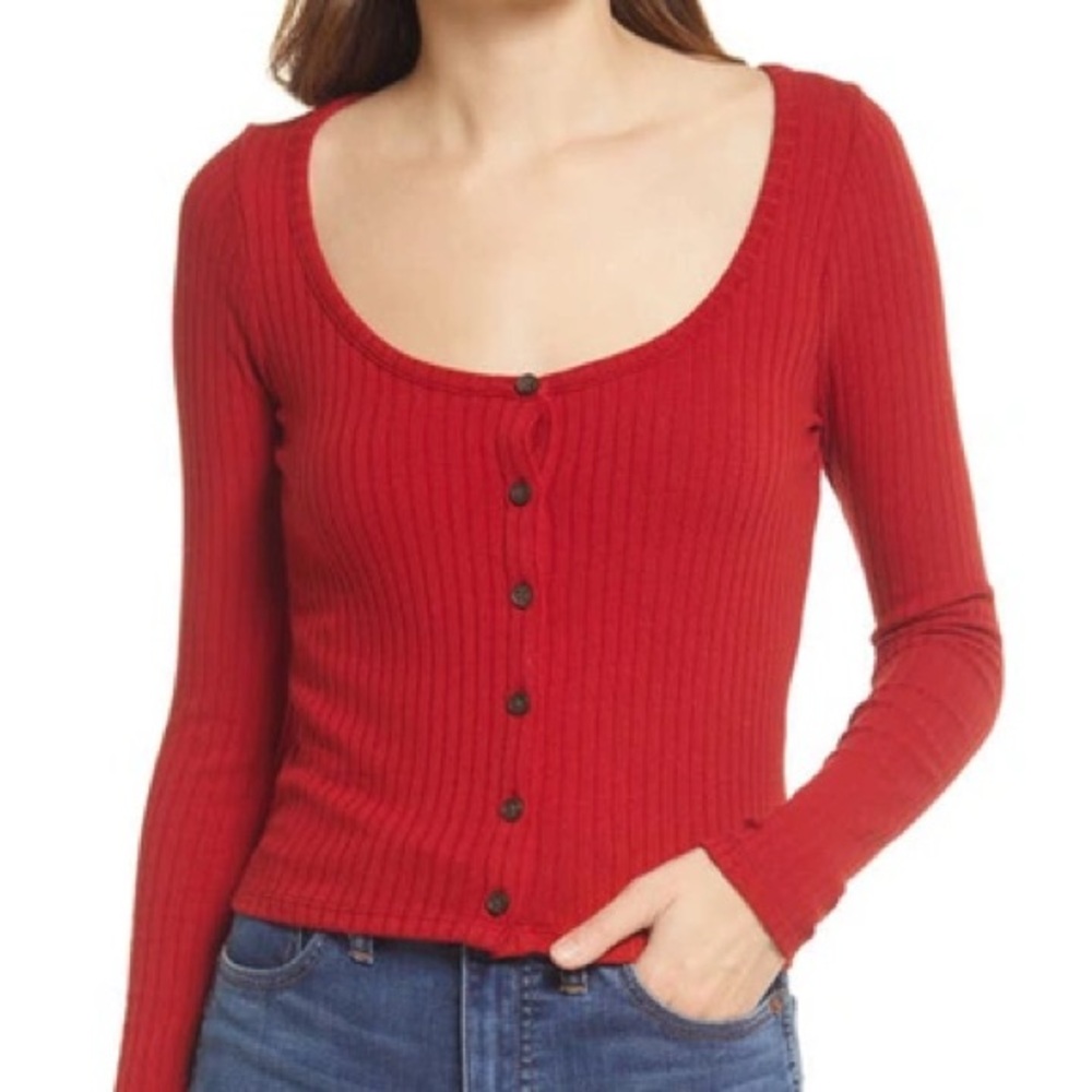 Madewell Ribbed Cardigan Crop Tee in Red - Small